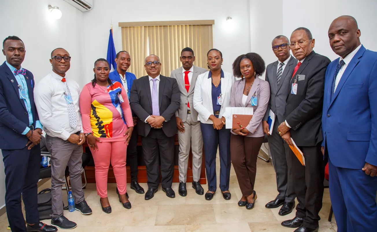 Haïti maintient les apparences malgré l'effondrement généralisé: l'actualité en bref