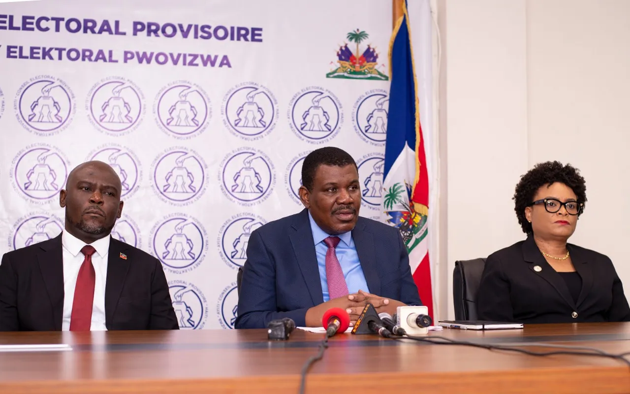 Le CEP annonce l'enregistrement de 320 partis politiques en vue des élections avec deux préalables : sécurité acceptable et fonds disponibles